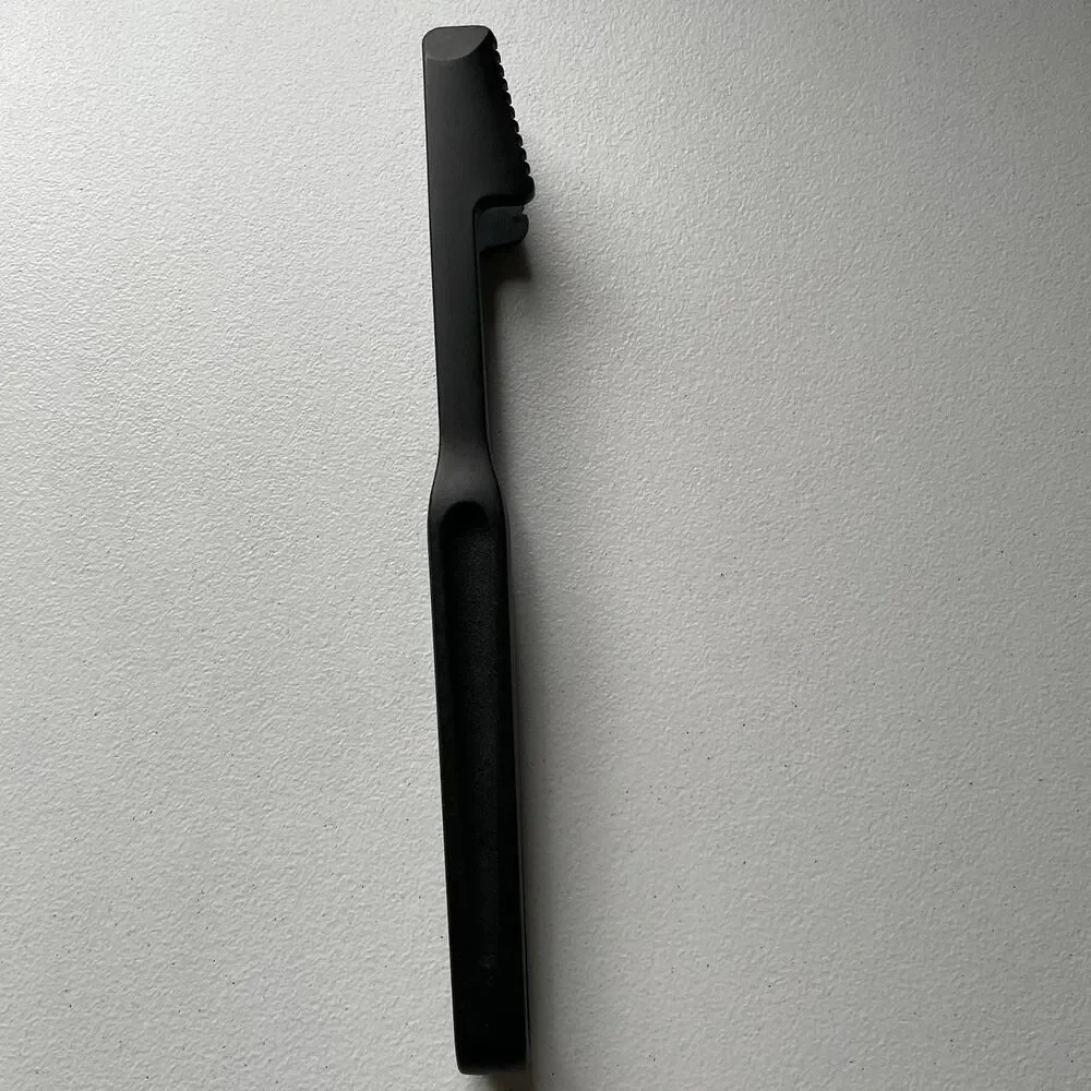 Pampered Chef Black Nylon Kitchen Tongs Turners Heat Resistant Serrated Tips 13